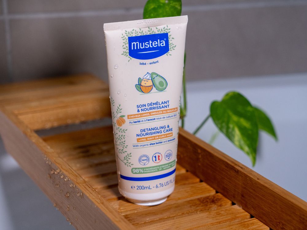 mustela-balsamo-nutriente-e-districante-capelli-con-karit-e-avocado image 3