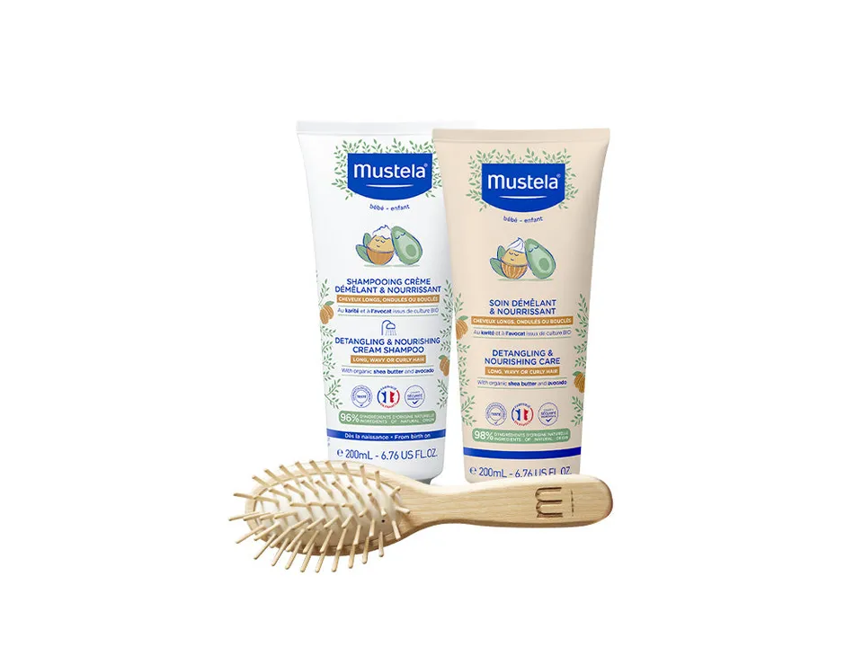 mustela-set-capelli-shampoo-balsamo-nutriente-spazzola-ovale image 1