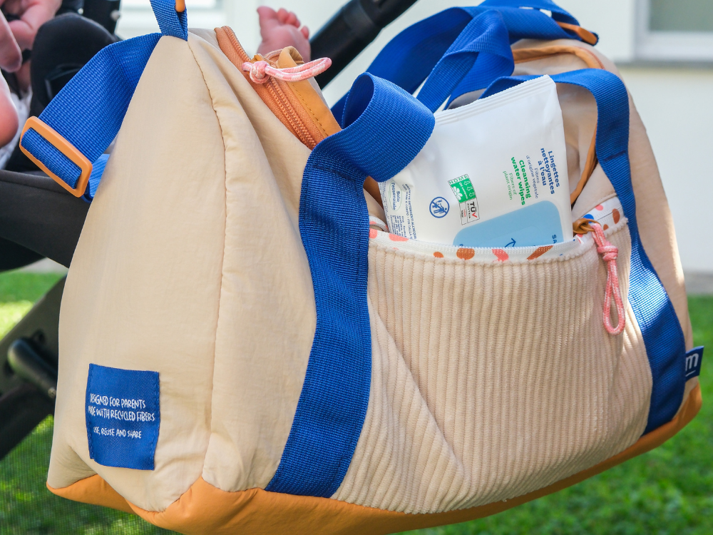mustela-borsa-primi-viaggi-con-ganci-passeggino image 4