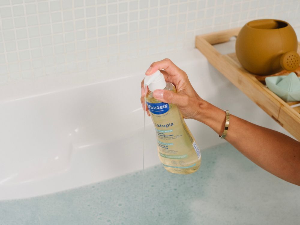 mustela-stelatopia-olio-bagno-pelle-atopica image 3